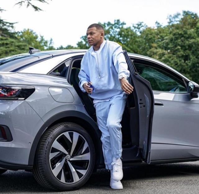 半岛体育-【揭秘】对法国足协造反，姆巴佩这次做了带头大哥